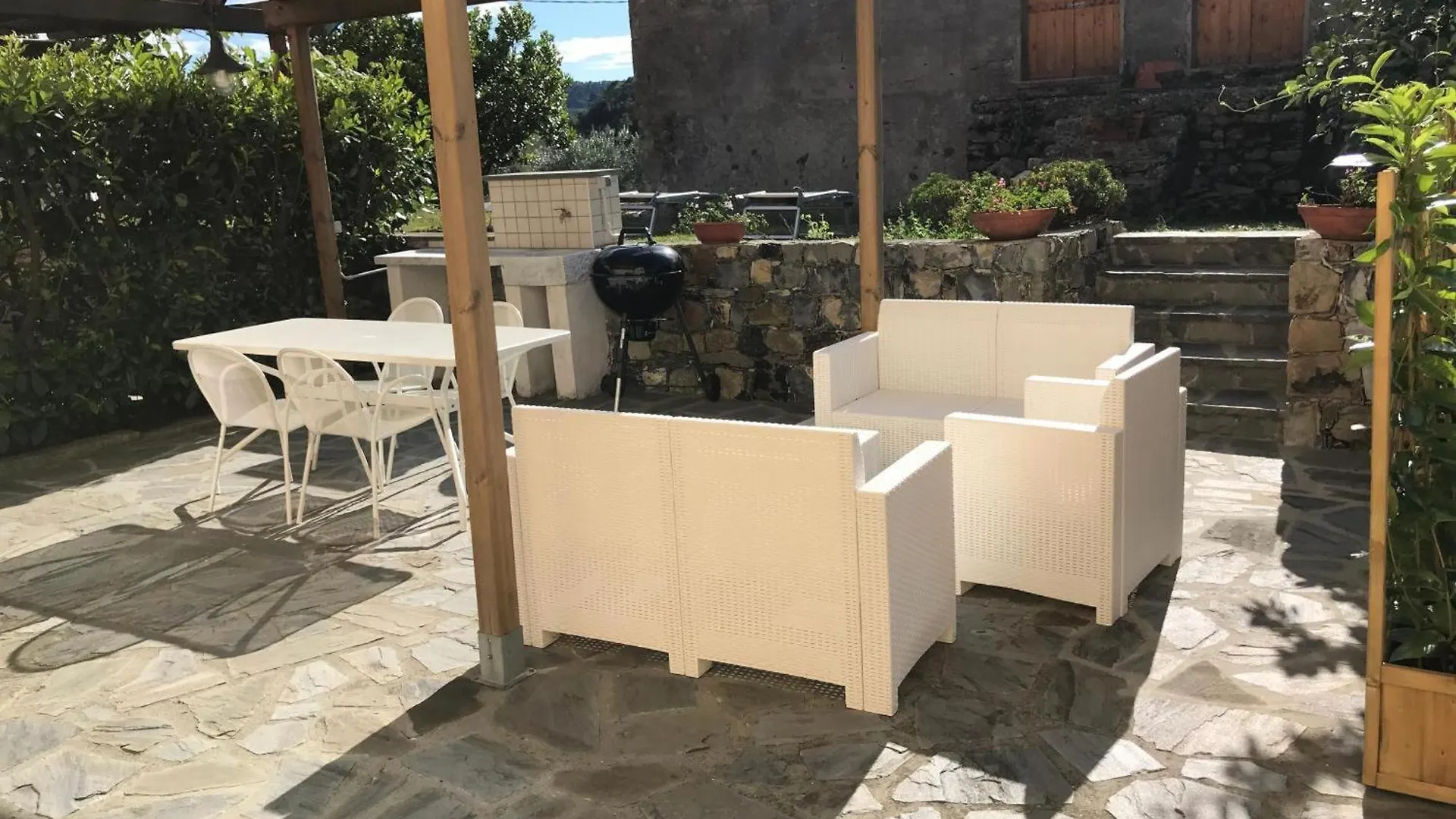 Borgo San Pietro - Deiva Marinaアパートホテル イタリア