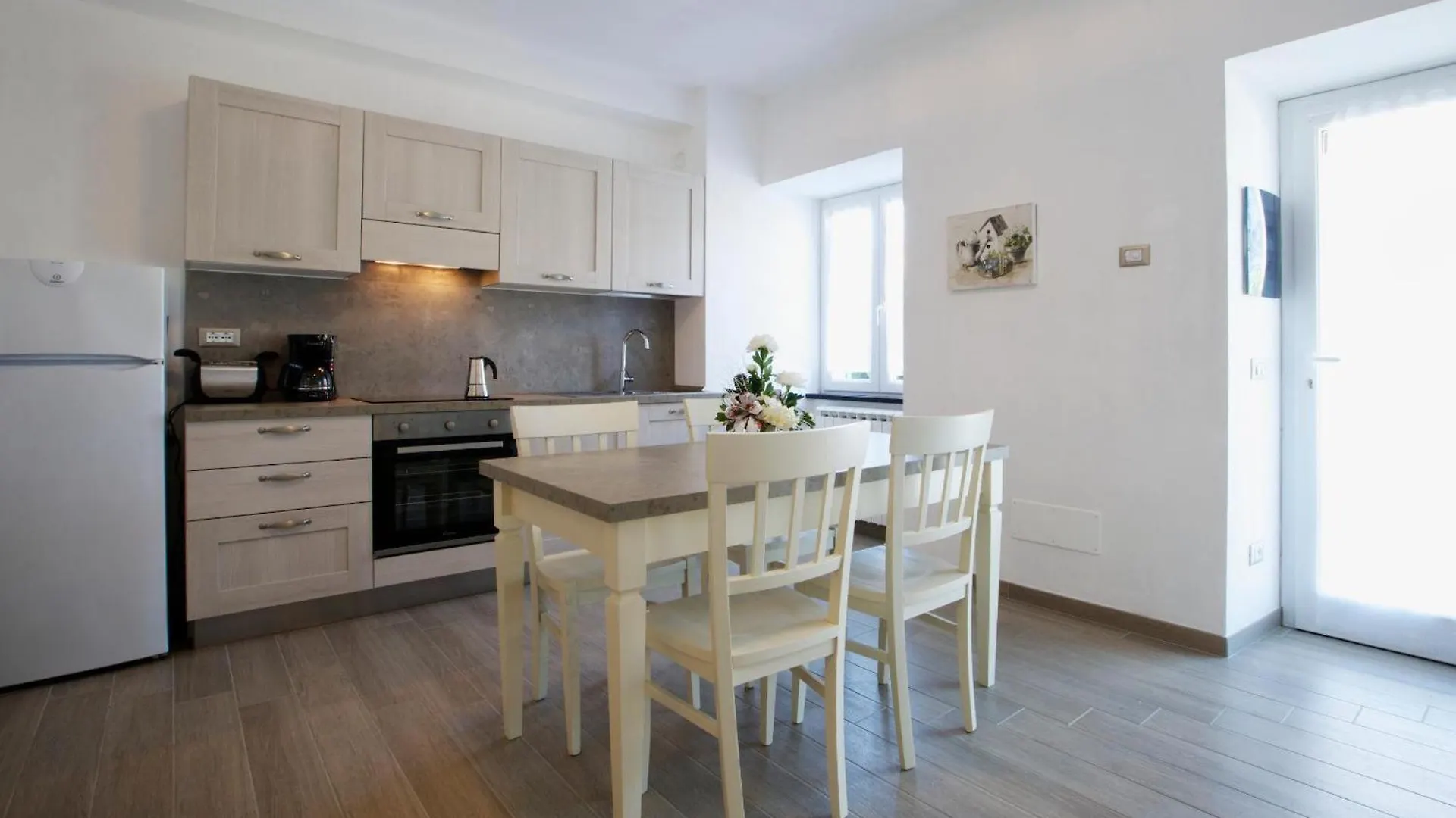 Borgo San Pietro - Deiva Marina Apart otel 0*,