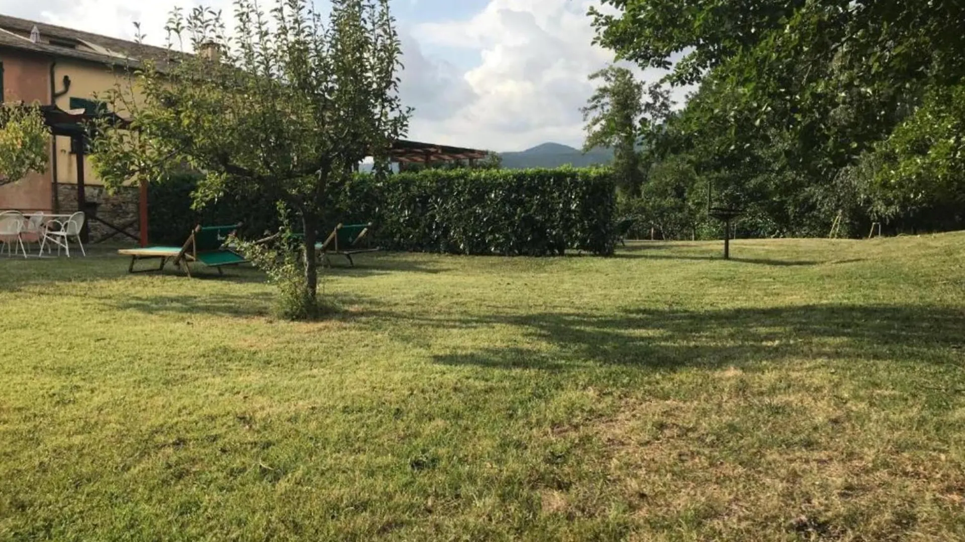Borgo San Pietro - Deiva Marina Apart otel 0*,  İtalya