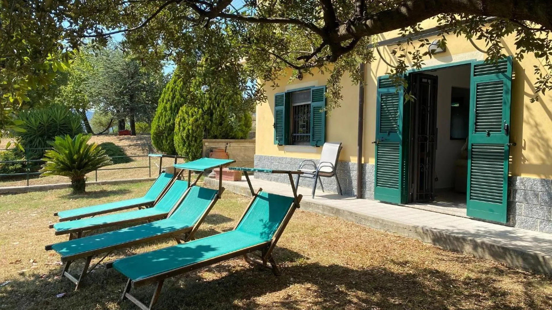 Borgo San Pietro - Deiva Marina Apart otel 0*,